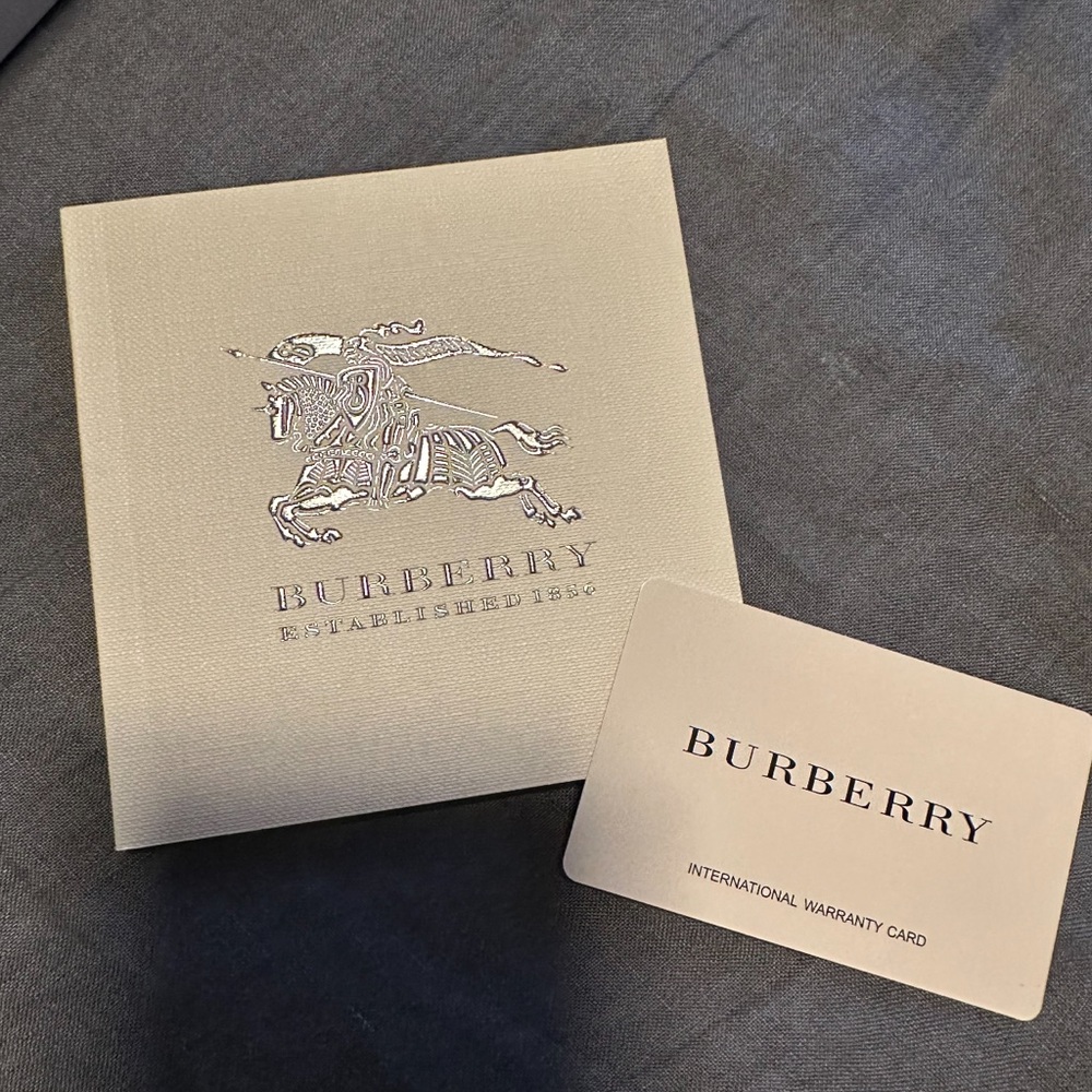 Burberry Watch - Picture 7 of 7